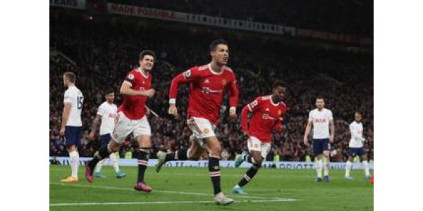 CRISTIANO RONALDO und Lionel Messi stehen vor völlig unterschiedlichen Situationen